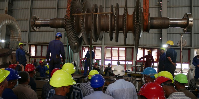 Recorrido por las Centrales Eléctricas del país.