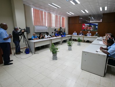 Recorrido por las Centrales Eléctricas del país.
