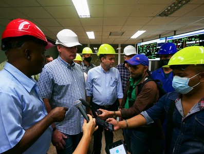 Recorrido por las Centrales Eléctricas del país.