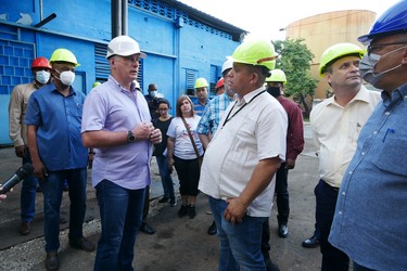 Recorrido por las Centrales Eléctricas del país. 48