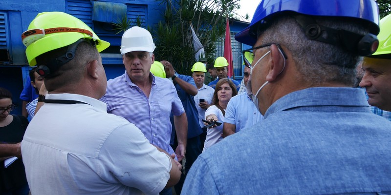 Recorrido por las Centrales Eléctricas del país.