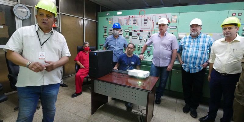 Recorrido por las Centrales Eléctricas del país.