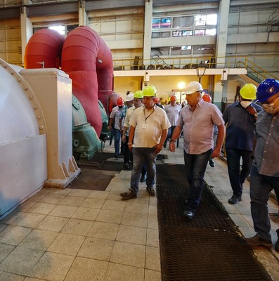 Recorrido por las Centrales Eléctricas del país.