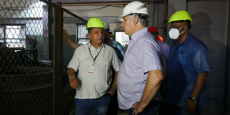 Recorrido por las Centrales Eléctricas del país.