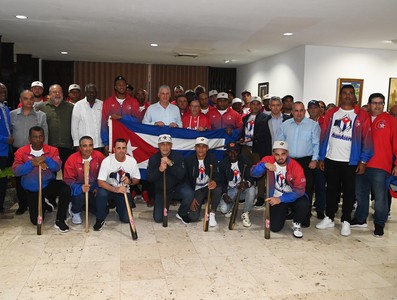 Recibimiento del Equipo Cuba #TeamAsere
