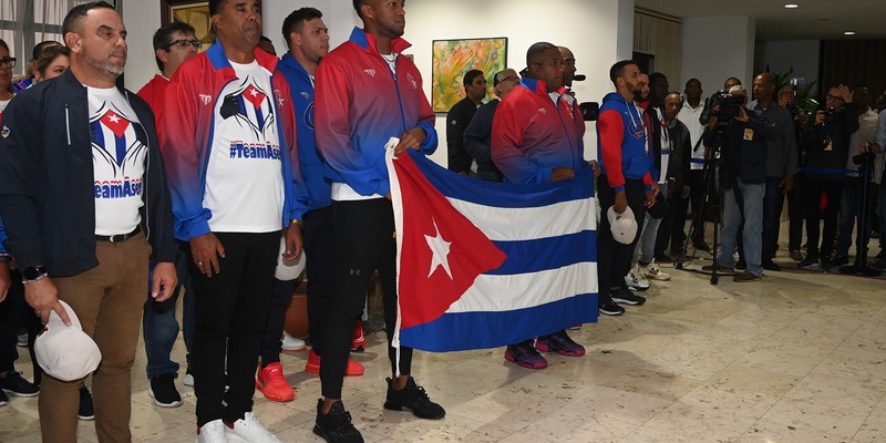 Recibimiento del Equipo Cuba #TeamAsere
