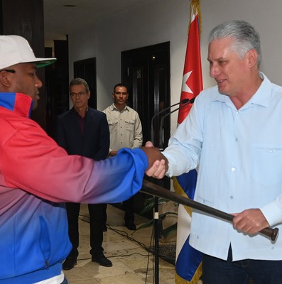Recibimiento del Equipo Cuba #TeamAsere