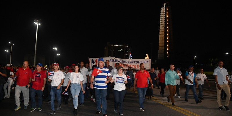 5 de Mayo - Marcha y Acto por el 1o De Mayo