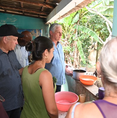 Recorrido Presidente por zonas afectadas en Camagüey y Granma