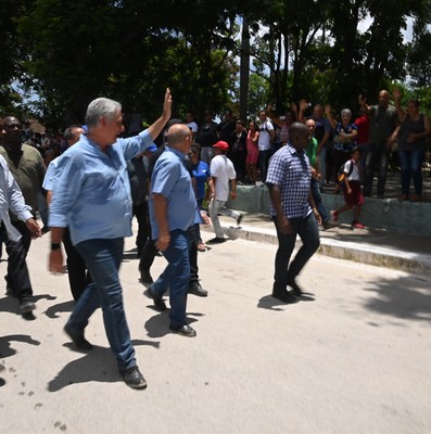 Recorrido Presidente por zonas afectadas en Camagüey y Granma