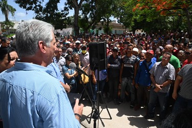Recorrido Presidente por zonas afectadas en Camagüey y Granma 5