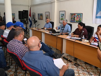 Recorrido Presidente por zonas afectadas en Camagüey y Granma