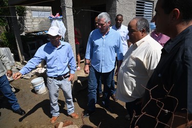Recorrido Presidente por zonas afectadas en Camagüey y Granma 1
