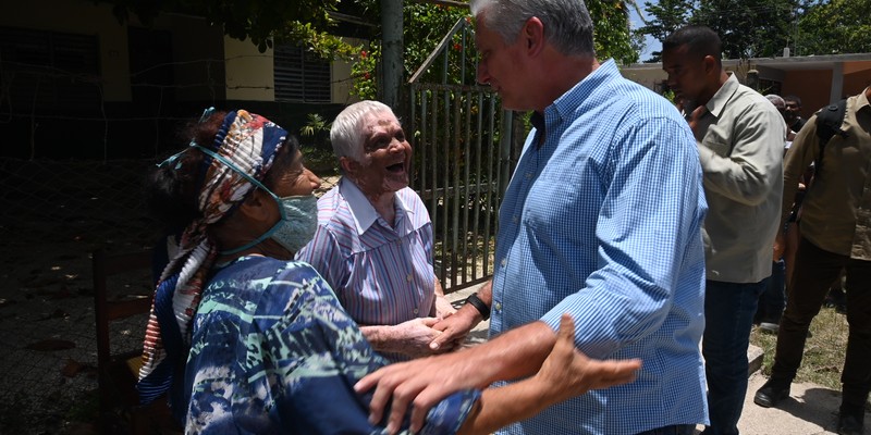 Recorrido Presidente por zonas afectadas en Camagüey y Granma