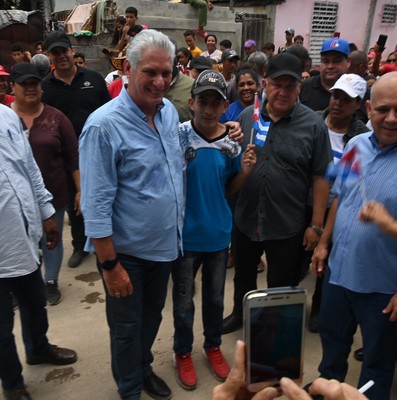 Recorrido Presidente por zonas afectadas en Camagüey y Granma