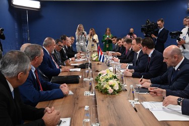 Gira Internacional del Primer Ministro 11