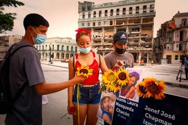 Vigilia "Siempre con Nosotros" 18
