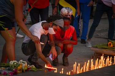 Vigilia "Siempre con Nosotros" 12