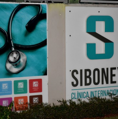 Celebración por el quinto aniversario de la Clínica Internacional Siboney