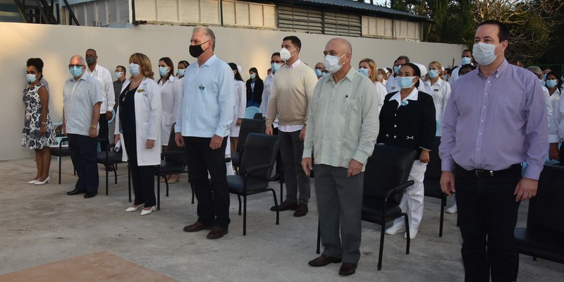 Celebración por el quinto aniversario de la Clínica Internacional Siboney