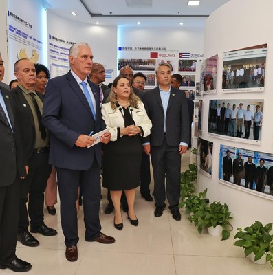 Presidente Diaz-Canel en China