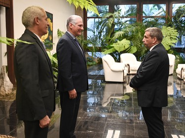 Recibe Díaz-Canel cartas credenciales de embajadores de diez países 3