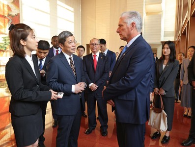 Presidente Diaz-Canel en China