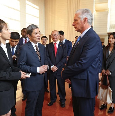 Presidente Diaz-Canel en China