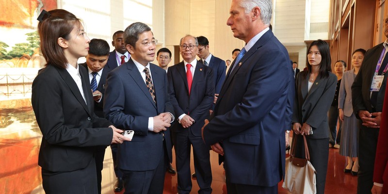 Presidente Diaz-Canel en China