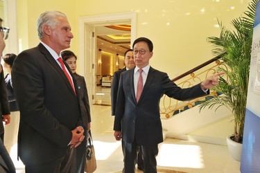Presidente Diaz-Canel en China 82