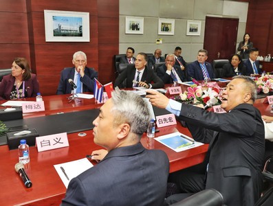Presidente Diaz-Canel en China