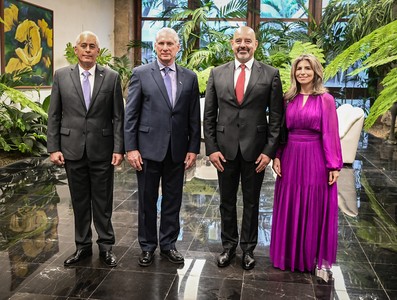Recibe Díaz-Canel cartas credenciales de embajadores de diez países