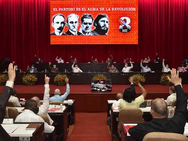8vo. Congreso del Partido Comunista de Cuba, Tercera Jornada.  Fotos: Estudios Revolución 5