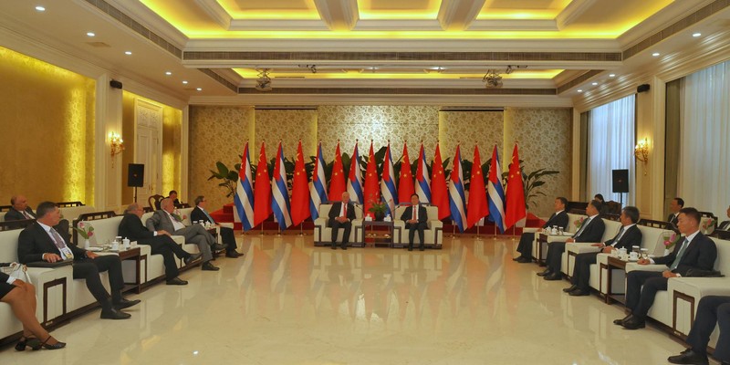 Presidente Diaz-Canel en China