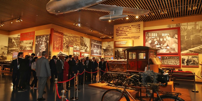 Presidente Diaz-Canel en China