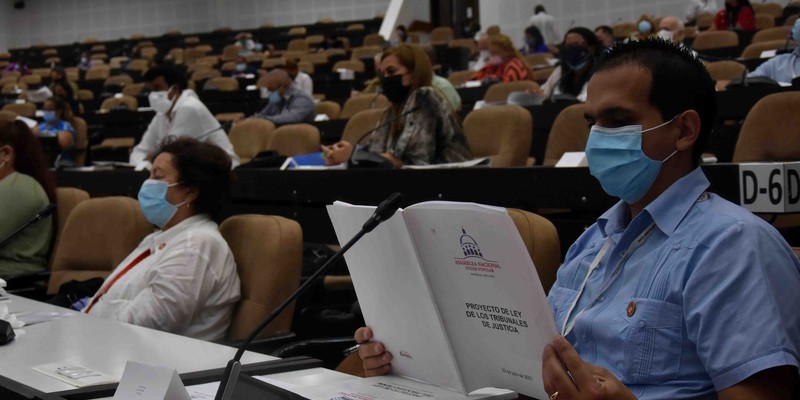 Séptimo Periodo Ordinario de Sesiones de la IX Legislatura de la Asamblea Nacional del Poder Popular (Primera Jornada de Trabajo)