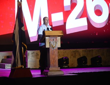 La Revolución cubana sigue de pie, combatiendo, con la frente en alto y la dignidad intacta 3