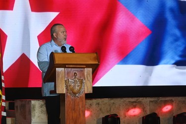 La Revolución cubana sigue de pie, combatiendo, con la frente en alto y la dignidad intacta 6
