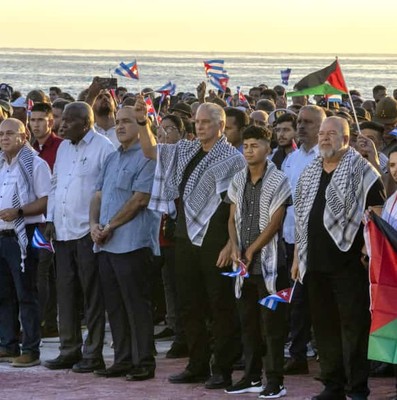 Abrazos de cien mil habaneros para Palestina