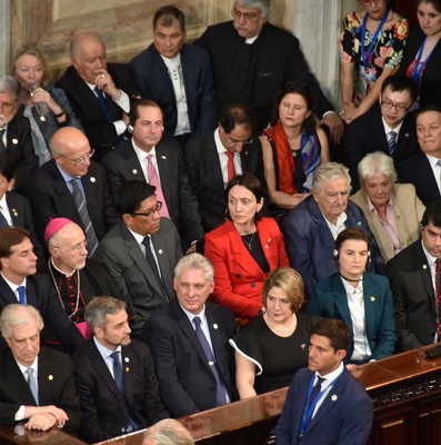 Toma de Posesión en Argentina y saludo oficial