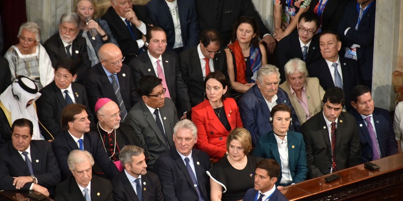 Toma de Posesión en Argentina y saludo oficial
