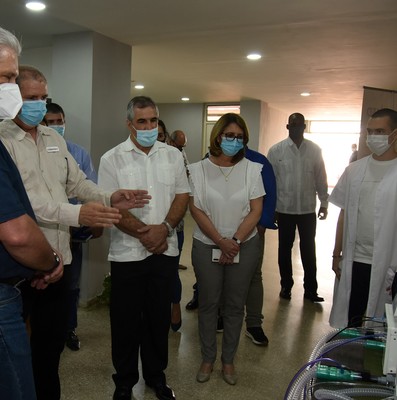 Visita del Presidente Miguel Díaz-Canel a COMBIOMED. 30 de marzo 2021     Fotos: Estudios Revolución