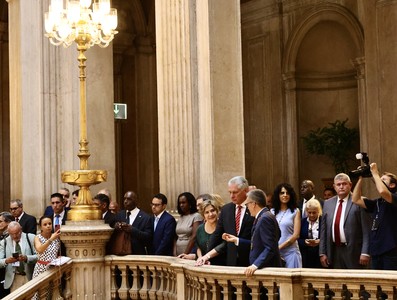 Visita oficial a la República Portuguesa