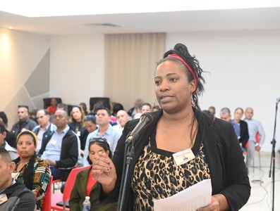 Quitar lastres al pensamiento, y desatar todas las fuerzas de crear