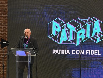 El Coloquio Patria «nos arma para el Girón comunicacional del siglo XXI»