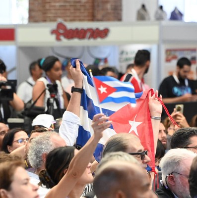 El Coloquio Patria «nos arma para el Girón comunicacional del siglo XXI»