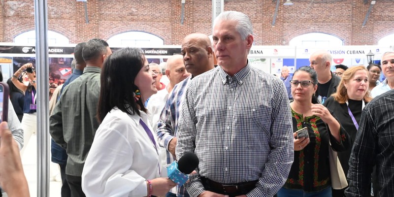 El Coloquio Patria «nos arma para el Girón comunicacional del siglo XXI»