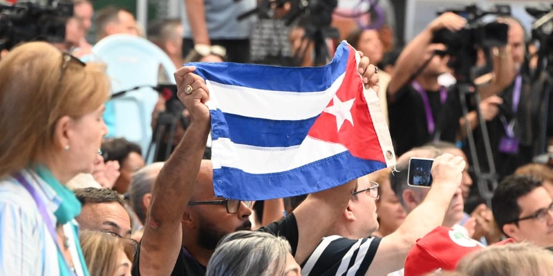 El Coloquio Patria «nos arma para el Girón comunicacional del siglo XXI»