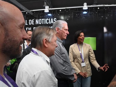 El Coloquio Patria «nos arma para el Girón comunicacional del siglo XXI»