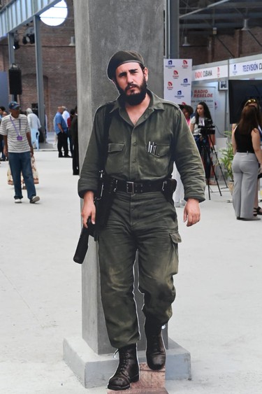 El Coloquio Patria «nos arma para el Girón comunicacional del siglo XXI» 16